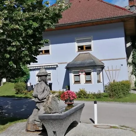 Haus Edda Einfamilienhaus Holiday home Gundersheim